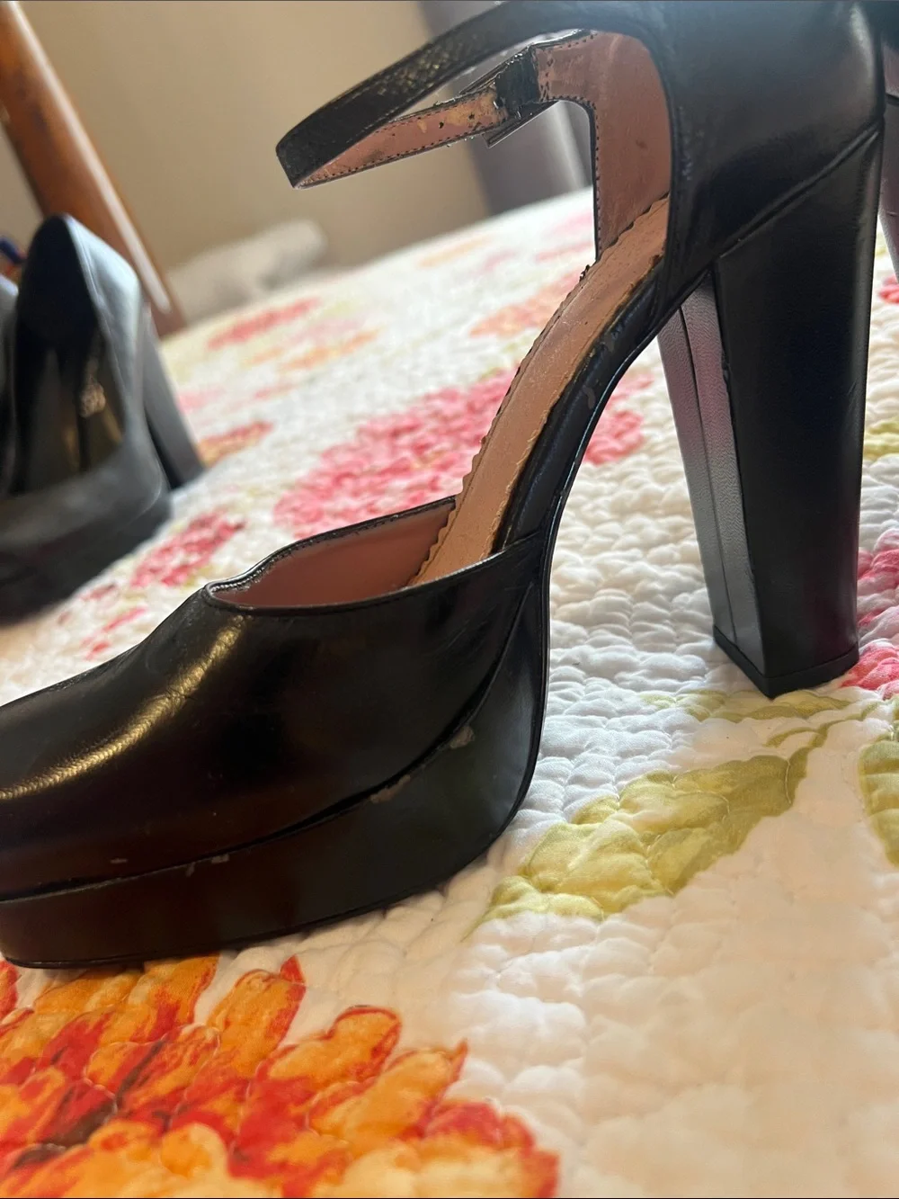 GUESS Black Platform Mary Jane Heels Shoes
